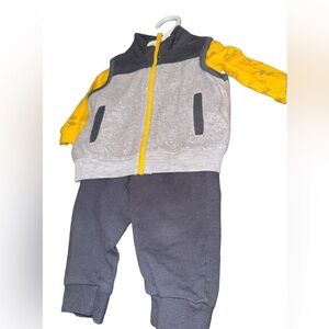 Carter's 9 Month Boys 3 piece Gray and Yellow Jogger Set